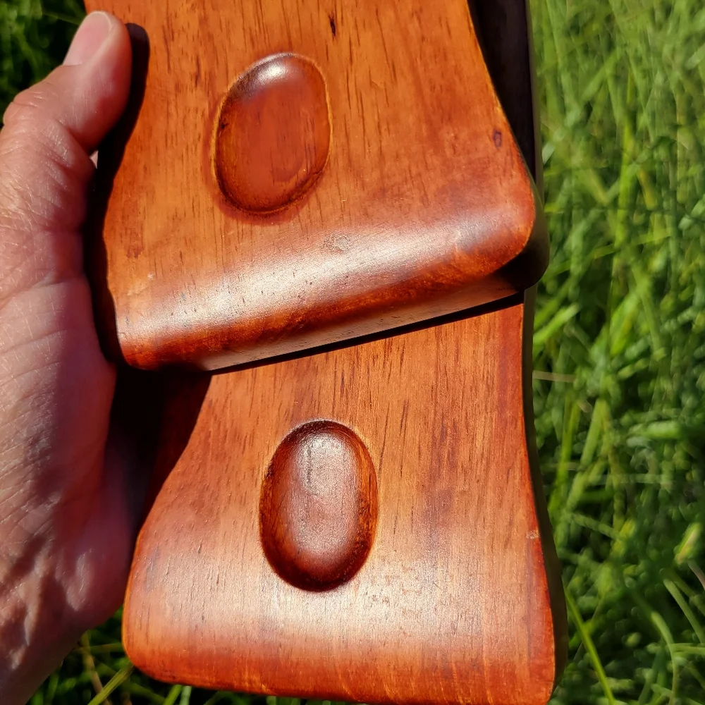 Wood Salad Serving Forks (Teak?) ~ Tropical Tiki Vibe ~ Entertaining ~ Nice!